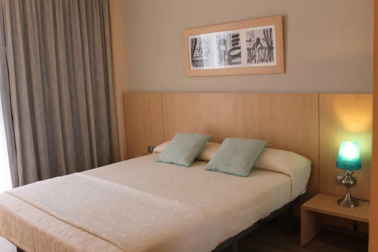 **** Aparthotel Advise Hotels Reina Vera Spain