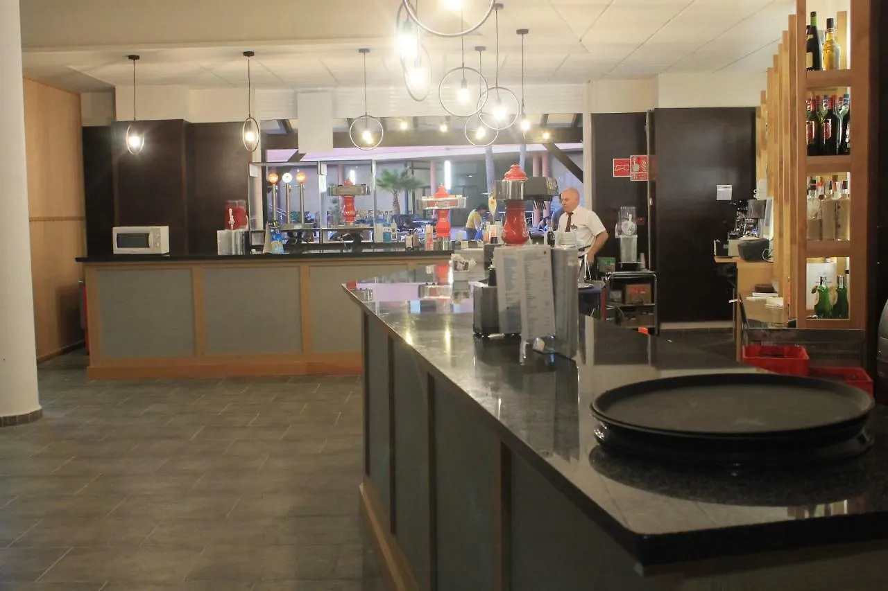 Aparthotel Advise Hotels Reina Vera
